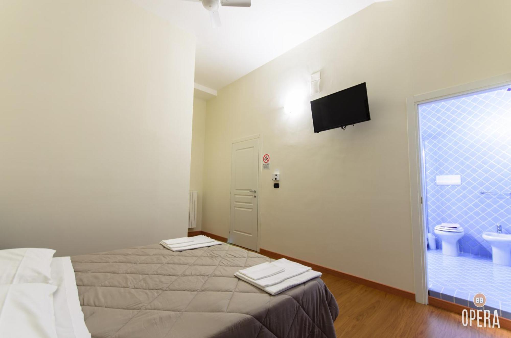 Opera B&B Foggia Exterior foto