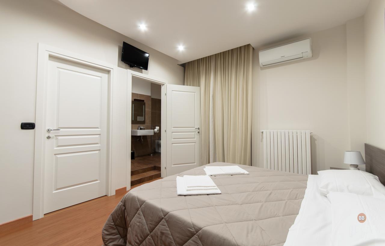 Opera B&B Foggia Exterior foto